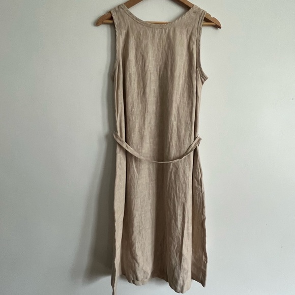 Chico’s Beige Linen Sleeveless Tie Waist Summer Dress with pockets - Picture 2 of 9